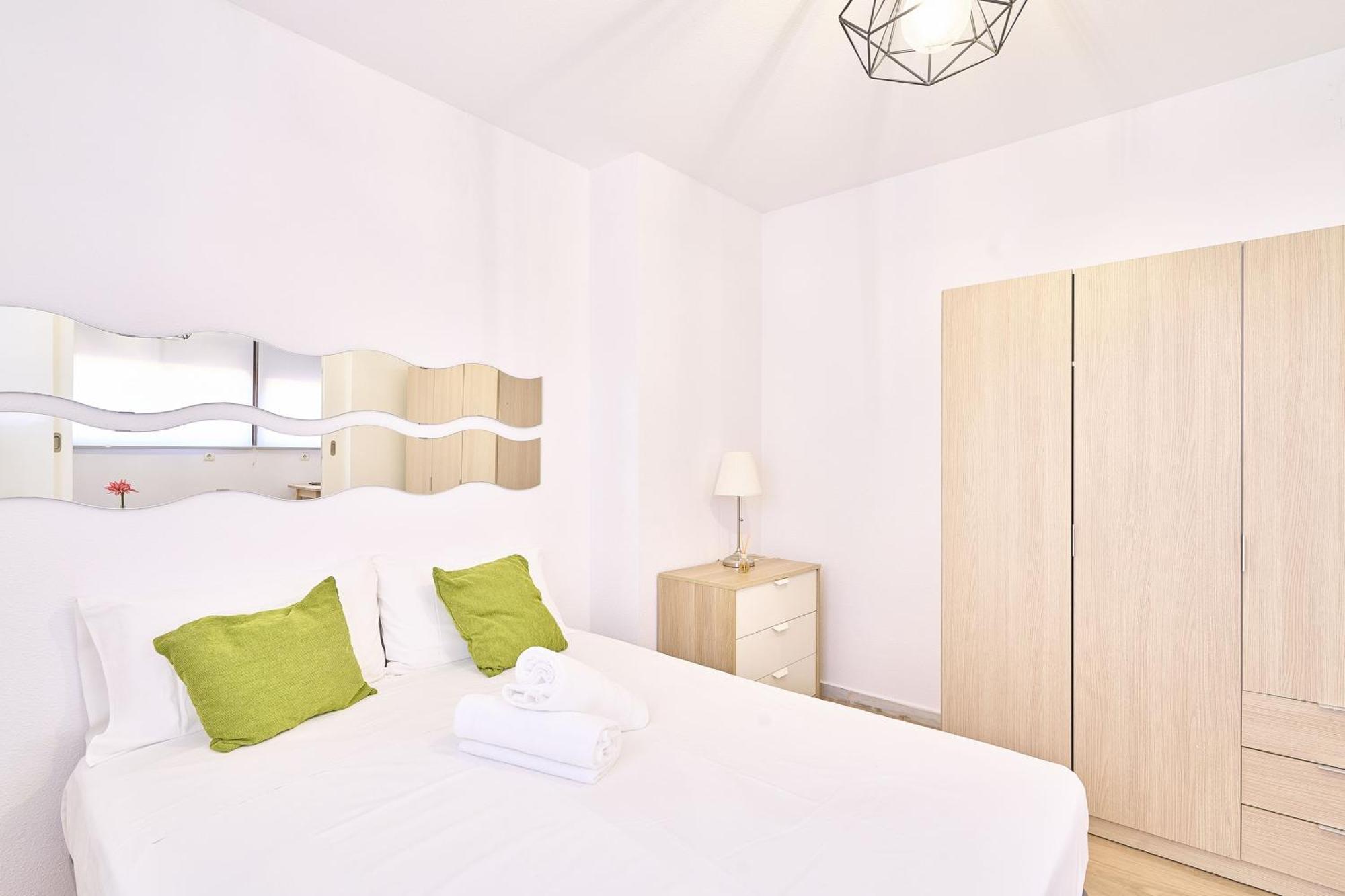 Traviesa 22 By Keyhom Apartment Саламанка Екстериор снимка
