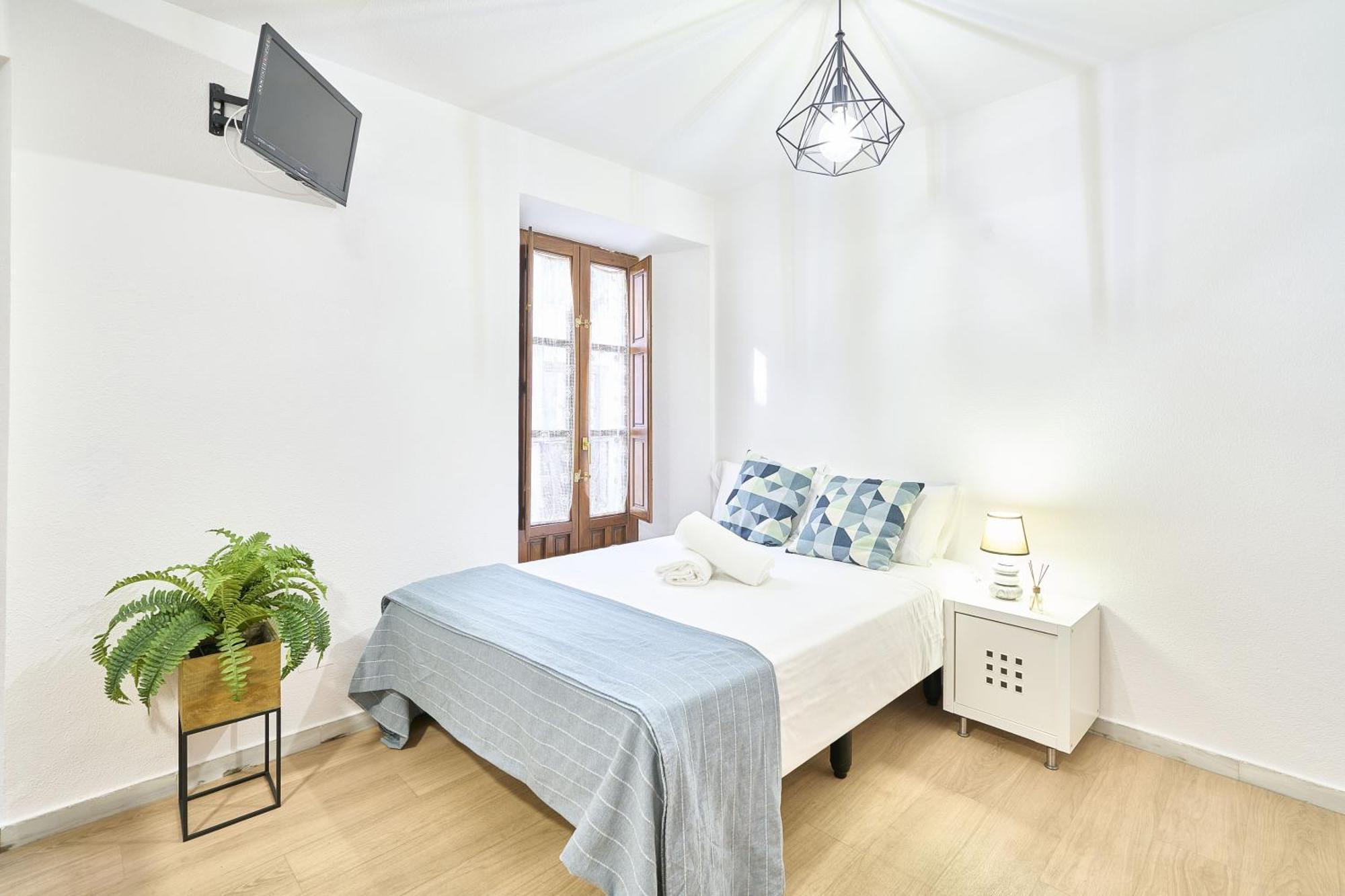 Traviesa 22 By Keyhom Apartment Саламанка Екстериор снимка