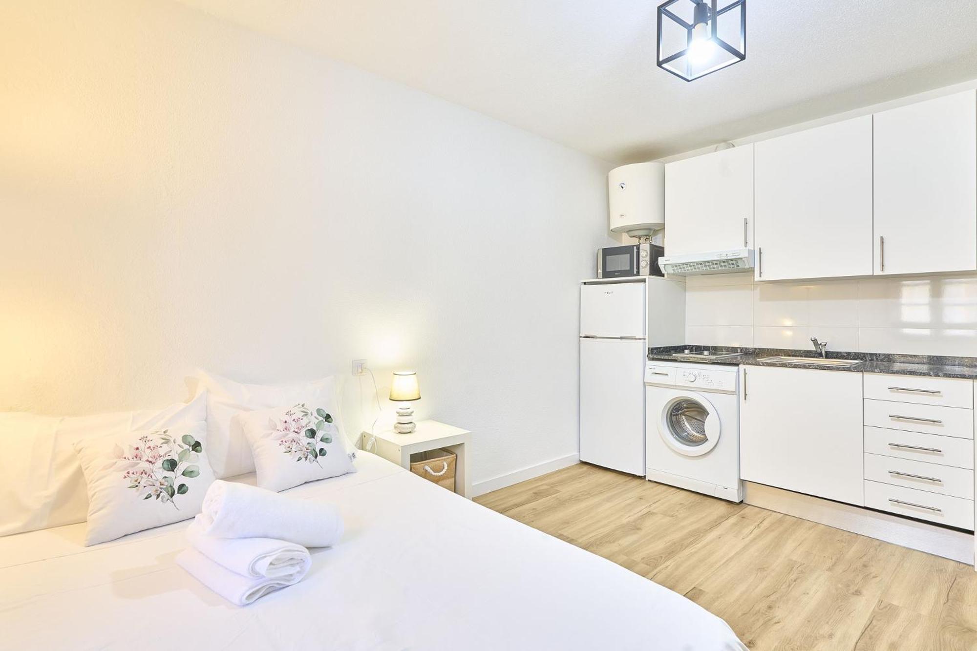 Traviesa 22 By Keyhom Apartment Саламанка Екстериор снимка